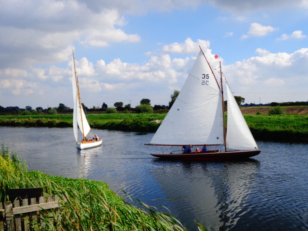Sailing at Cam Sailing Club